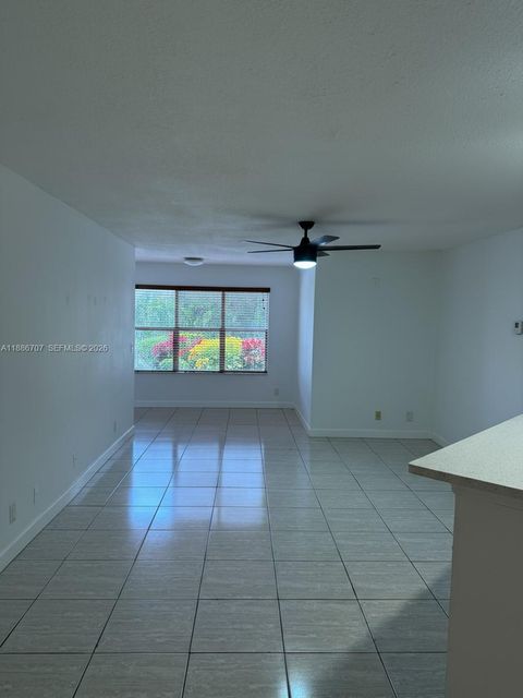 Photo of 663 Vista Isles Dr #1711, Sunrise, FL 33325 (MLS # A11886707)