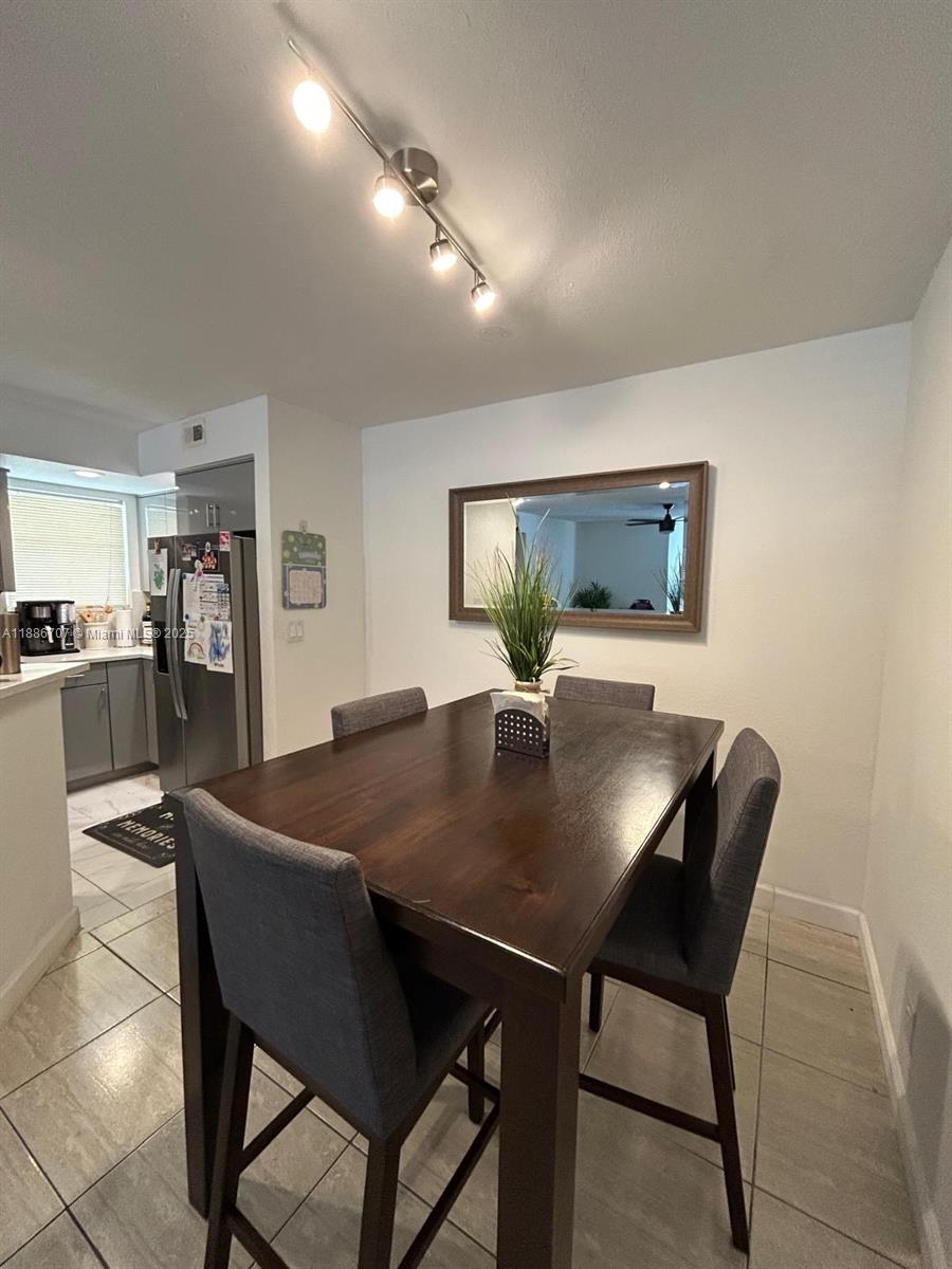 ISLES AT LAGO MAR CONDO - Residential