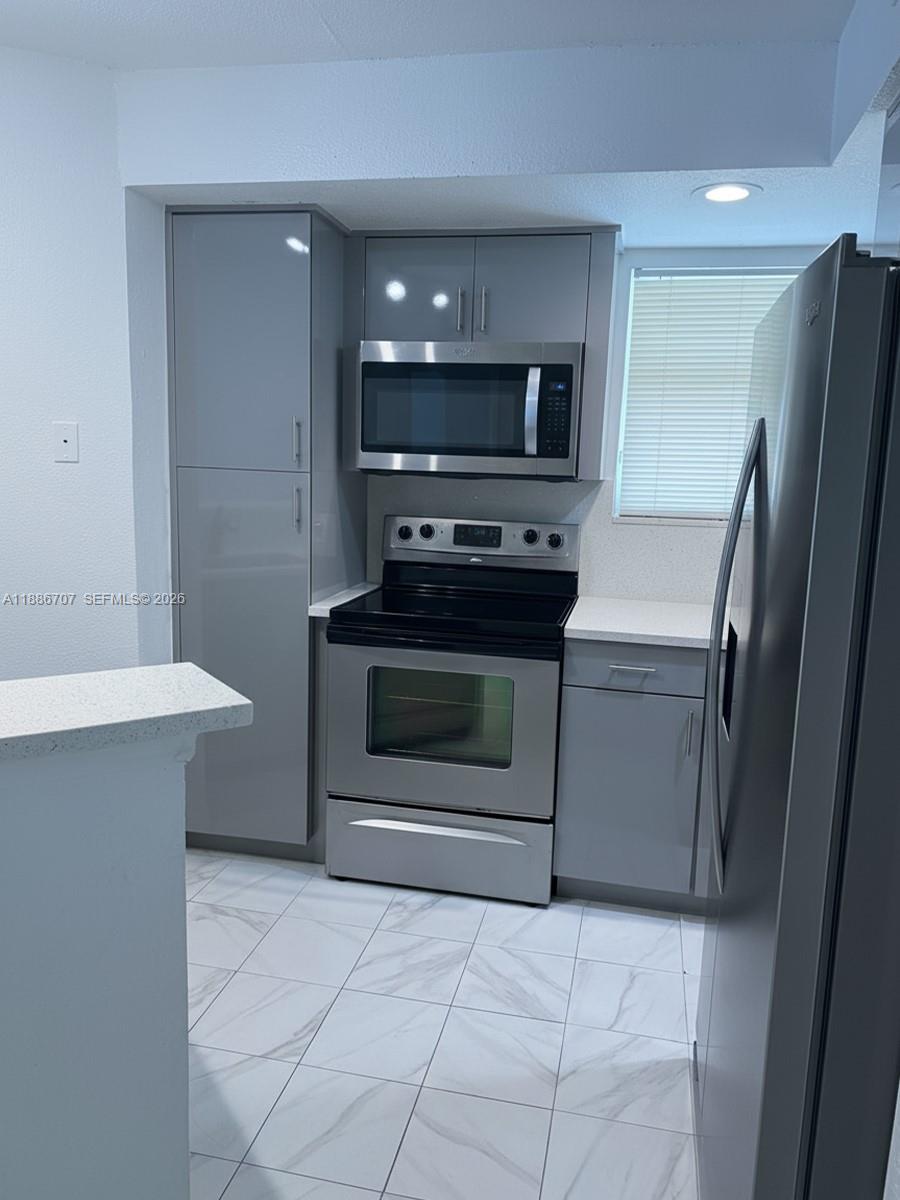 ISLES AT LAGO MAR CONDO - Residential