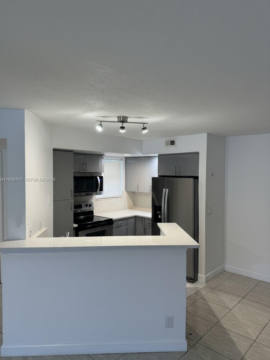 ISLES AT LAGO MAR CONDO - Residential