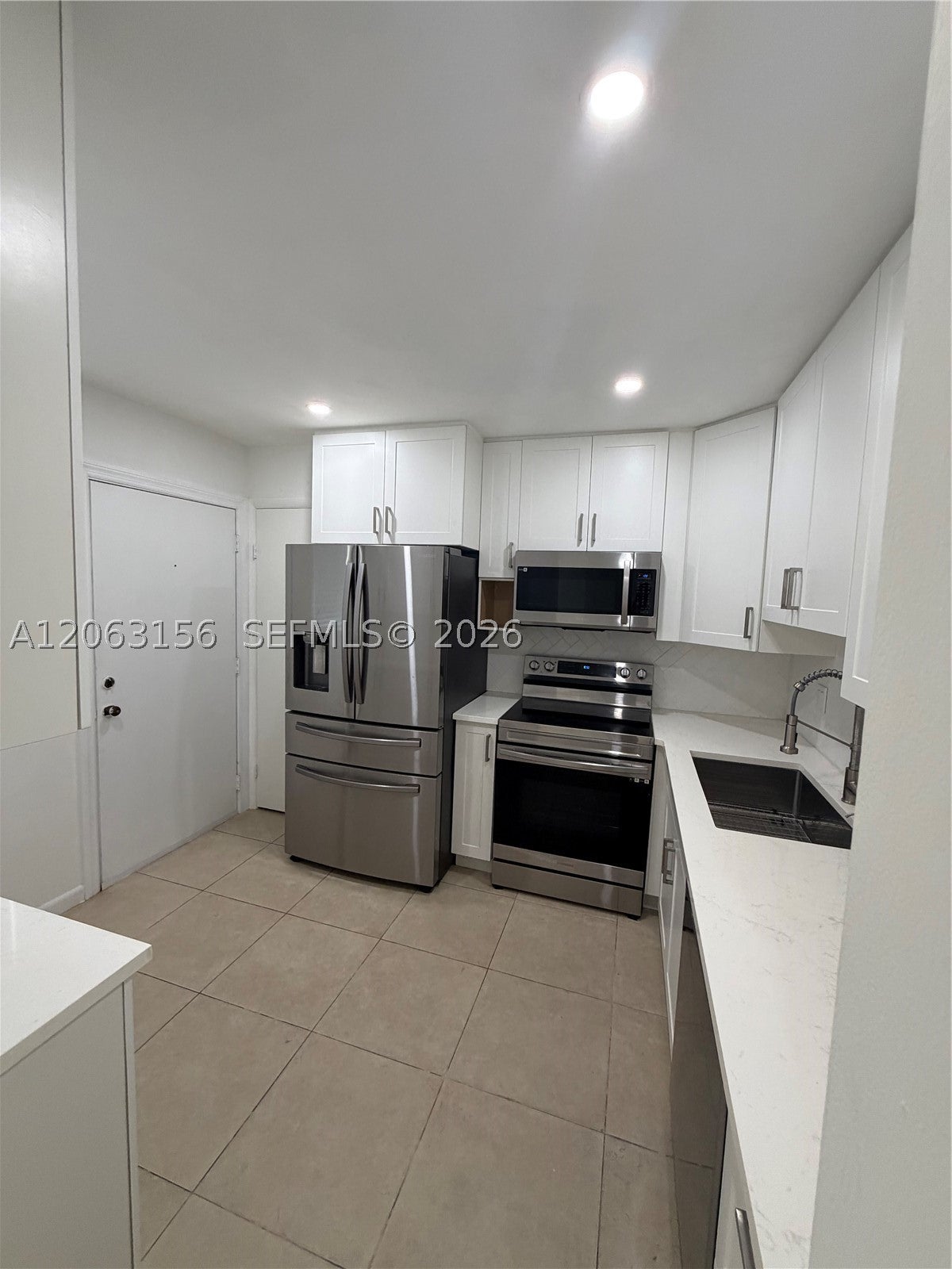 873 NE 195th St 107