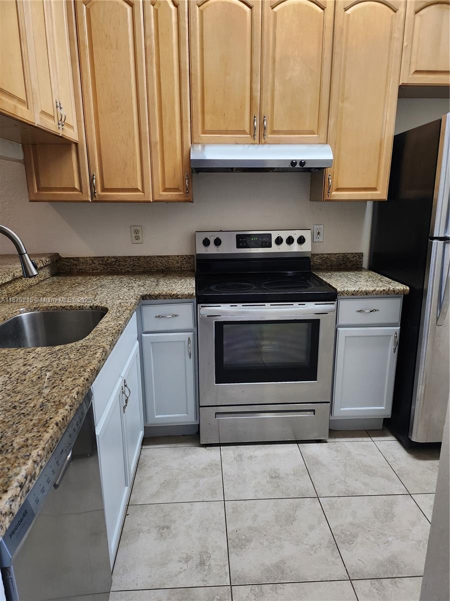 GLENWOOD SUBDIVISION - Residential Lease