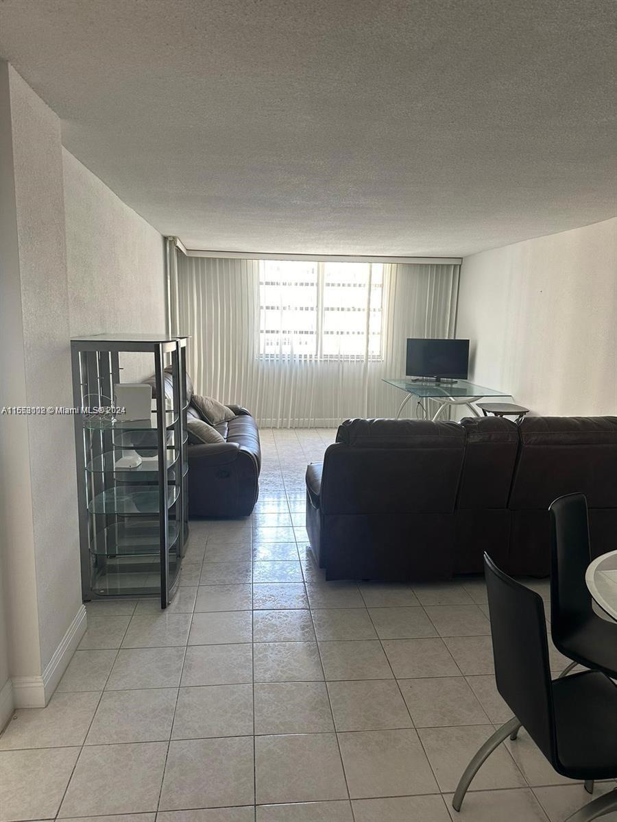 PLAZA TOWERS SOUTH CONDO - Residential Lease