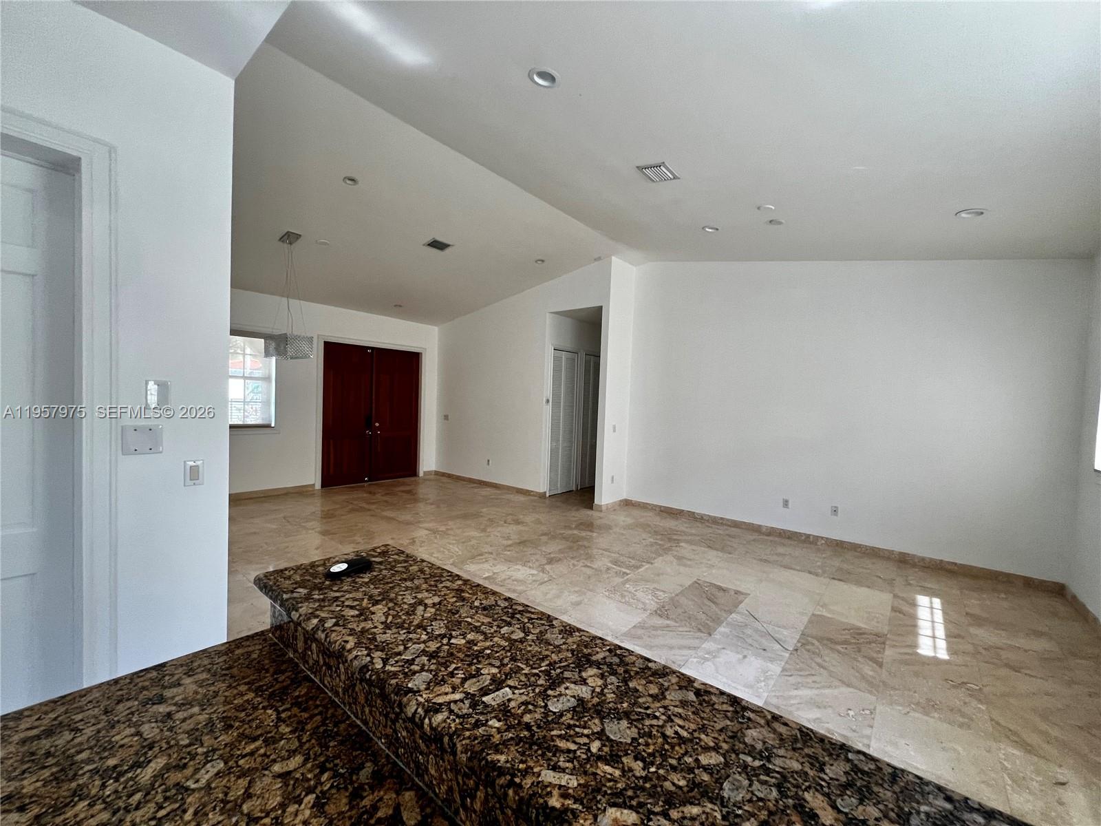 NEW SHENANDOAH - Residential