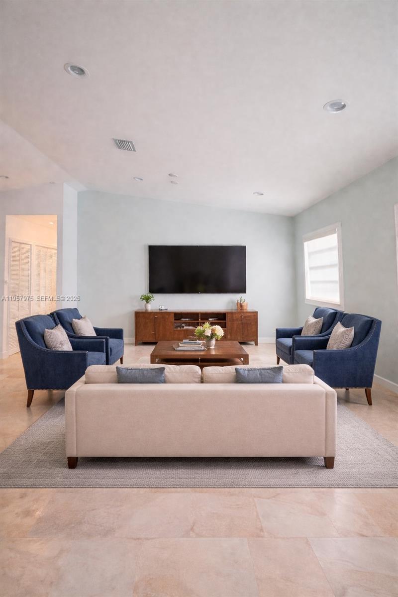 NEW SHENANDOAH - Residential