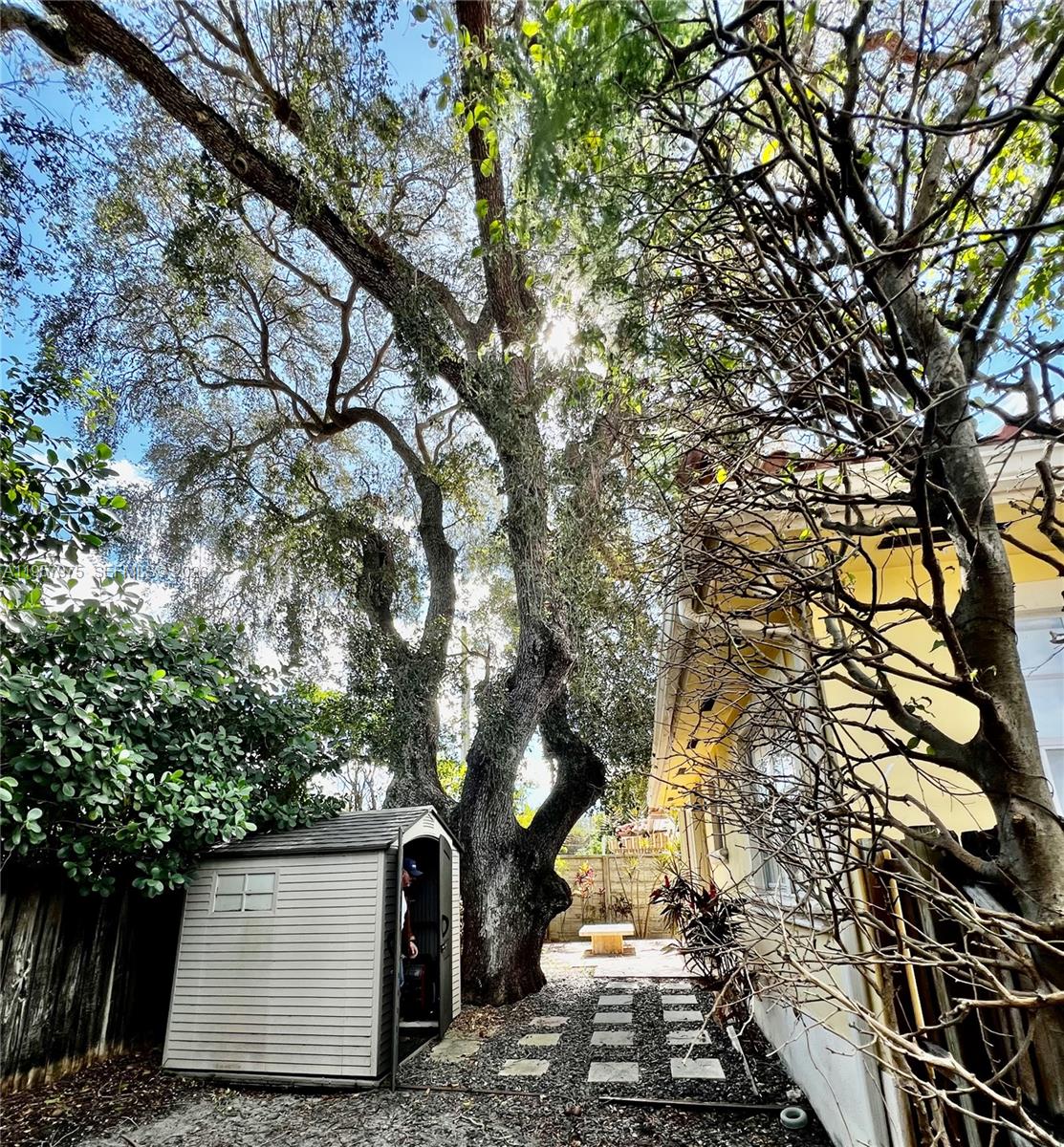 NEW SHENANDOAH - Residential