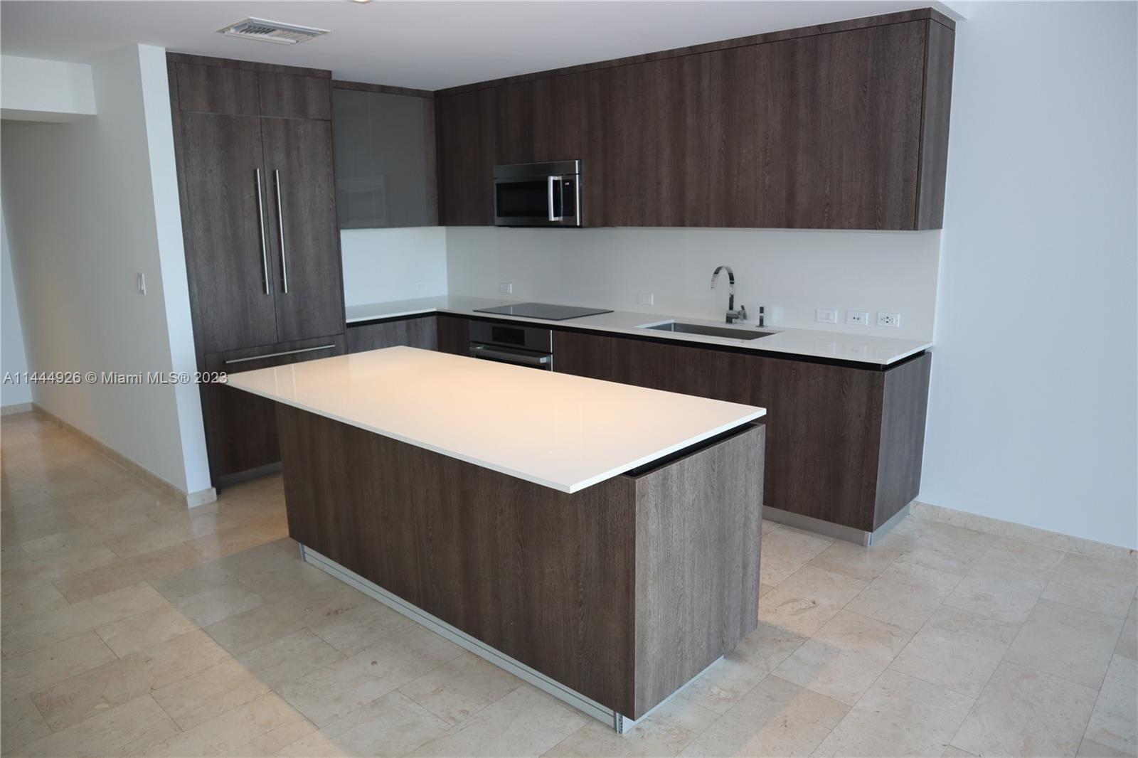 REACH AT BRICKELL CITY - Residential Lease