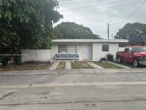 1032 SW 10th Street Miami FL 33130