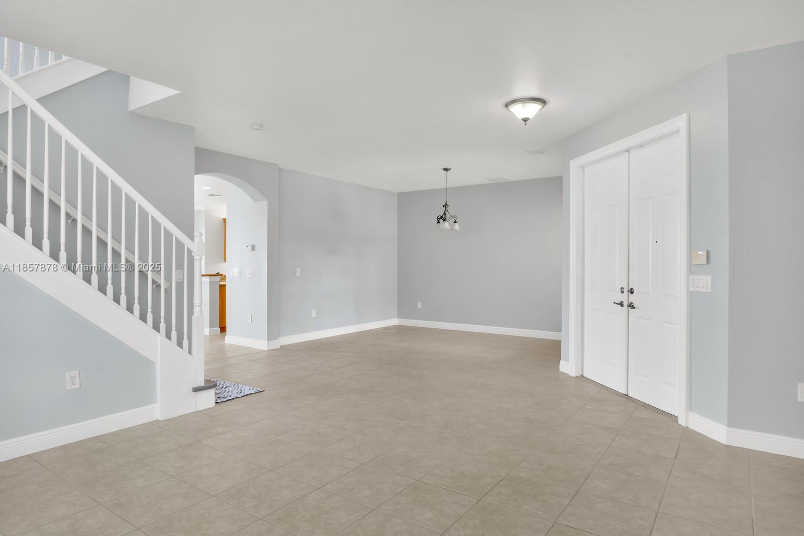 SUNSET FALLS PLAT 2 - Residential Lease