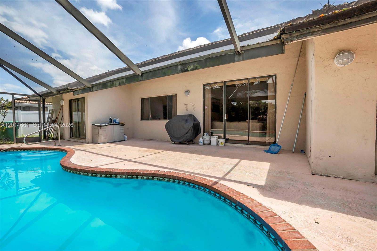 BANYAN CLUB - Residential