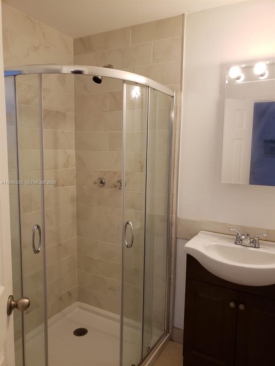 ROSEMOUNT - Residential Lease