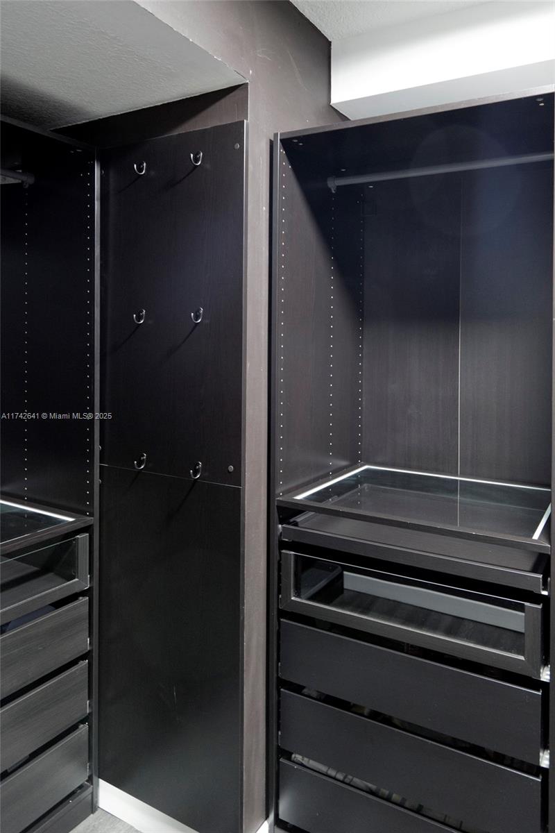 GOLDEN HORN SOUTH CONDO - Residential