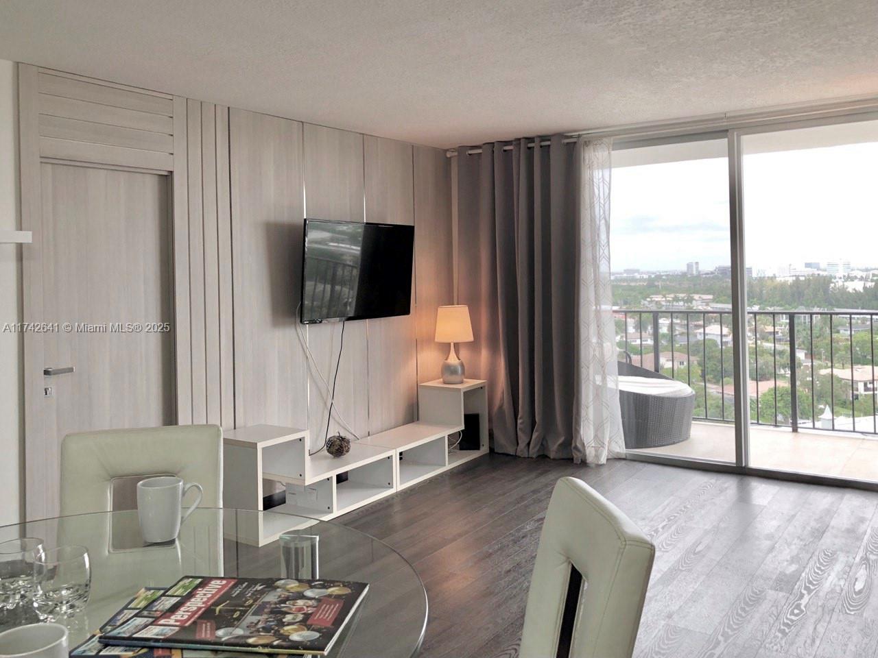 GOLDEN HORN SOUTH CONDO - Residential