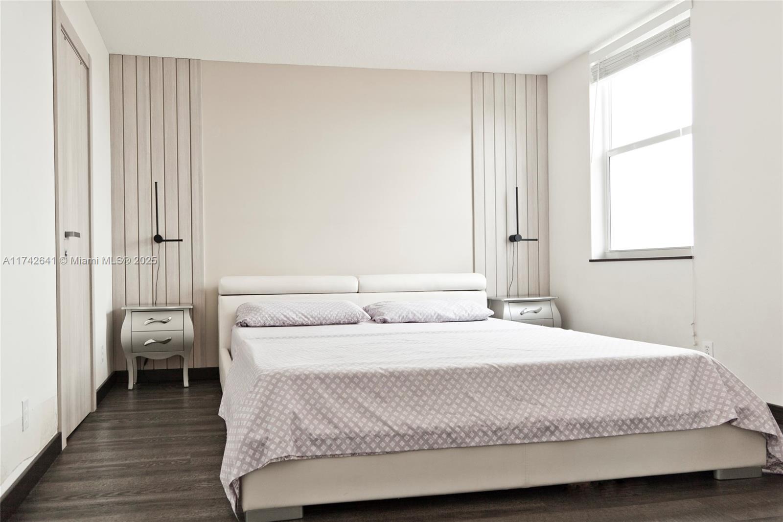 GOLDEN HORN SOUTH CONDO - Residential