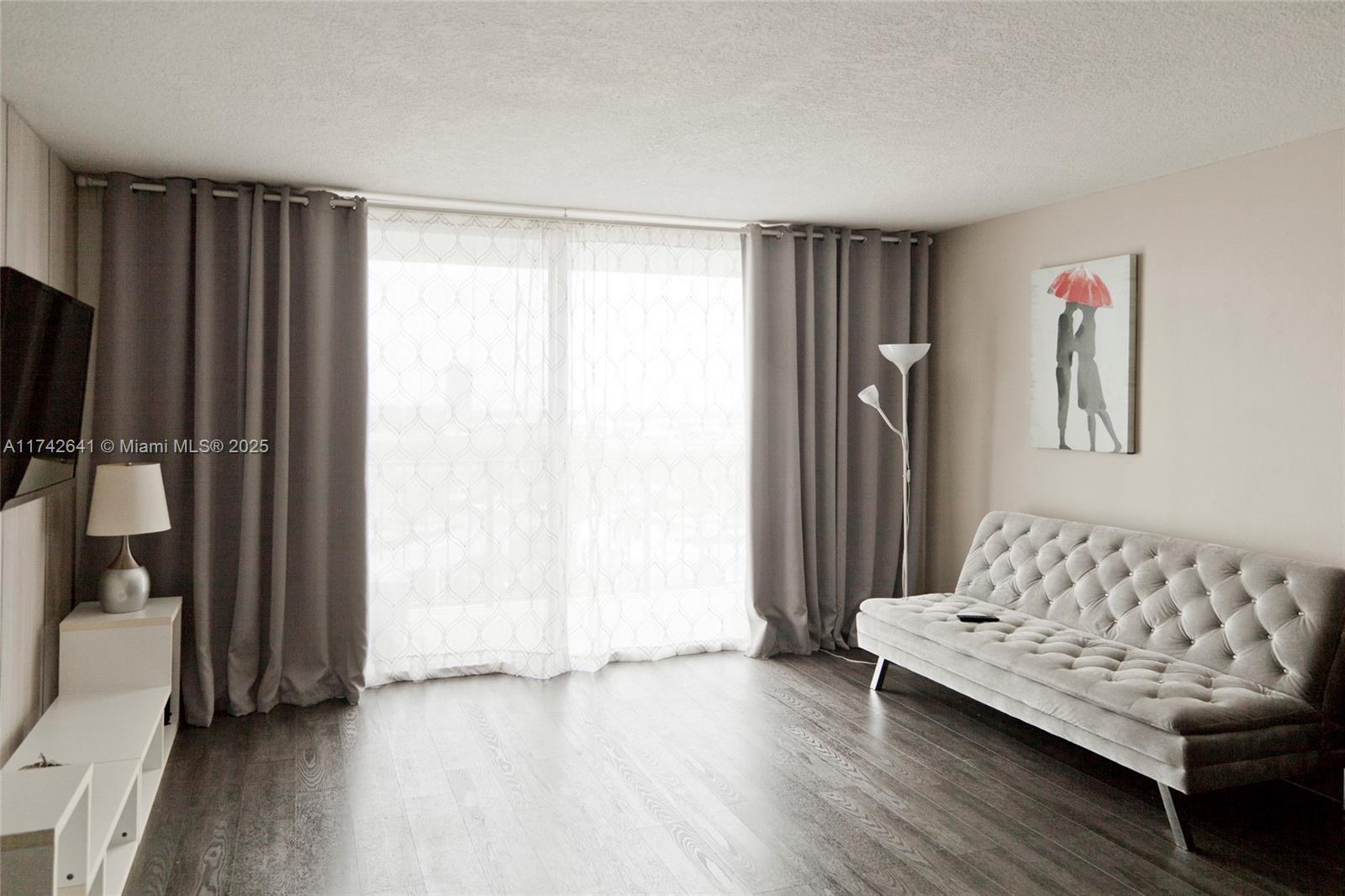 GOLDEN HORN SOUTH CONDO - Residential