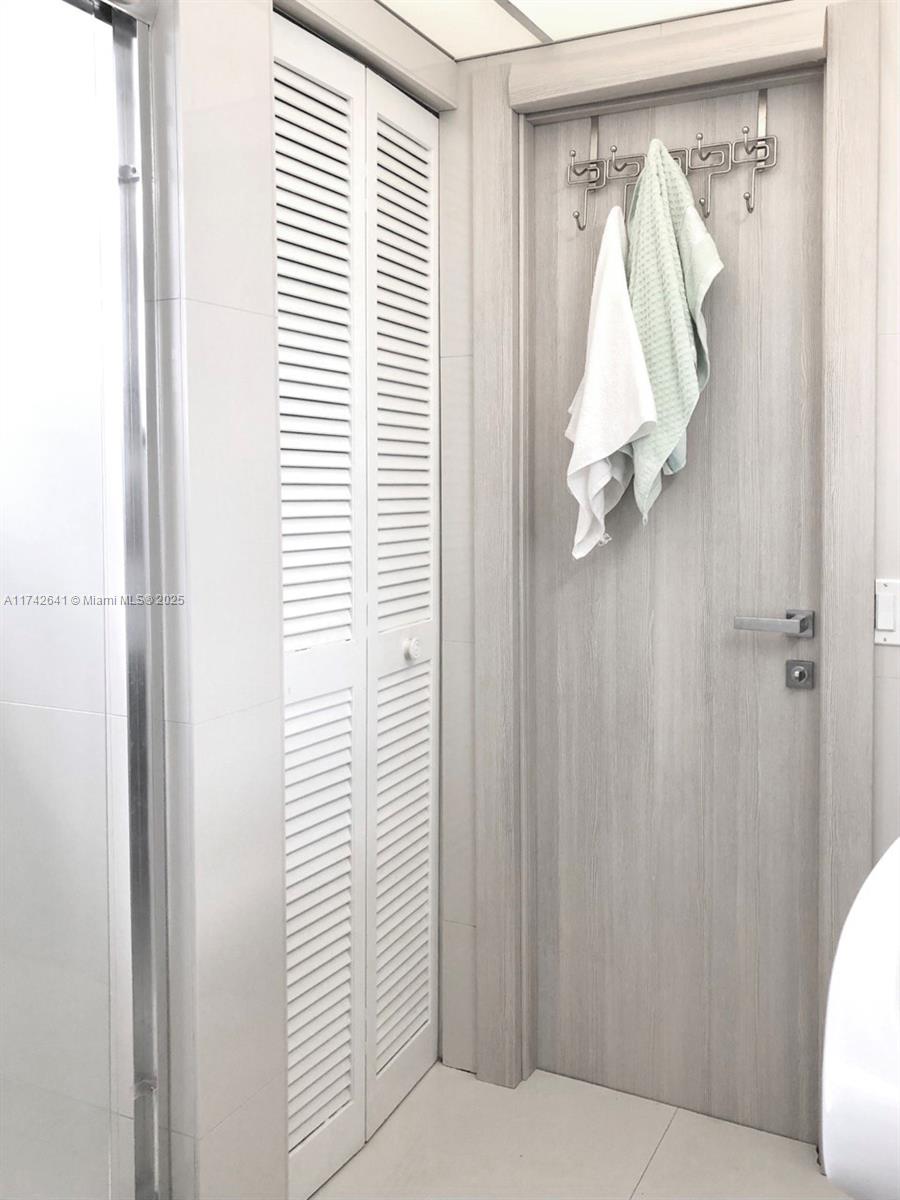 GOLDEN HORN SOUTH CONDO - Residential