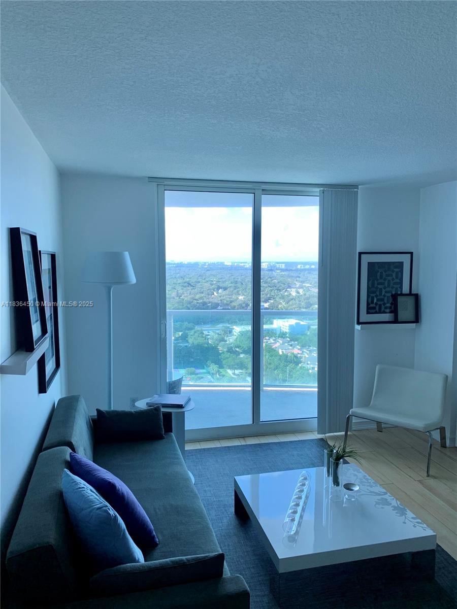 2101 Brickell Ave 2911