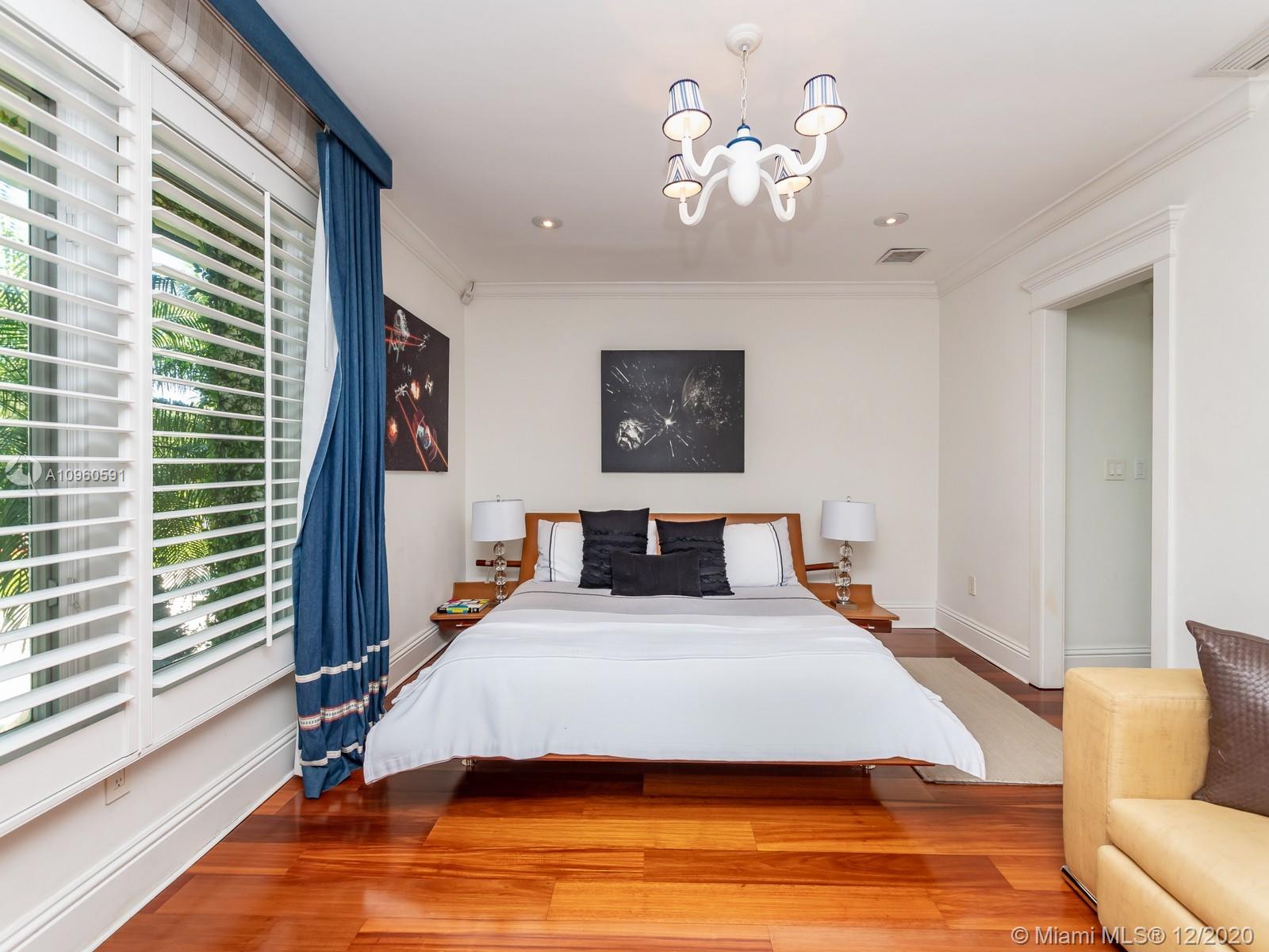 GABLES ESTATES NO 2 - Residential