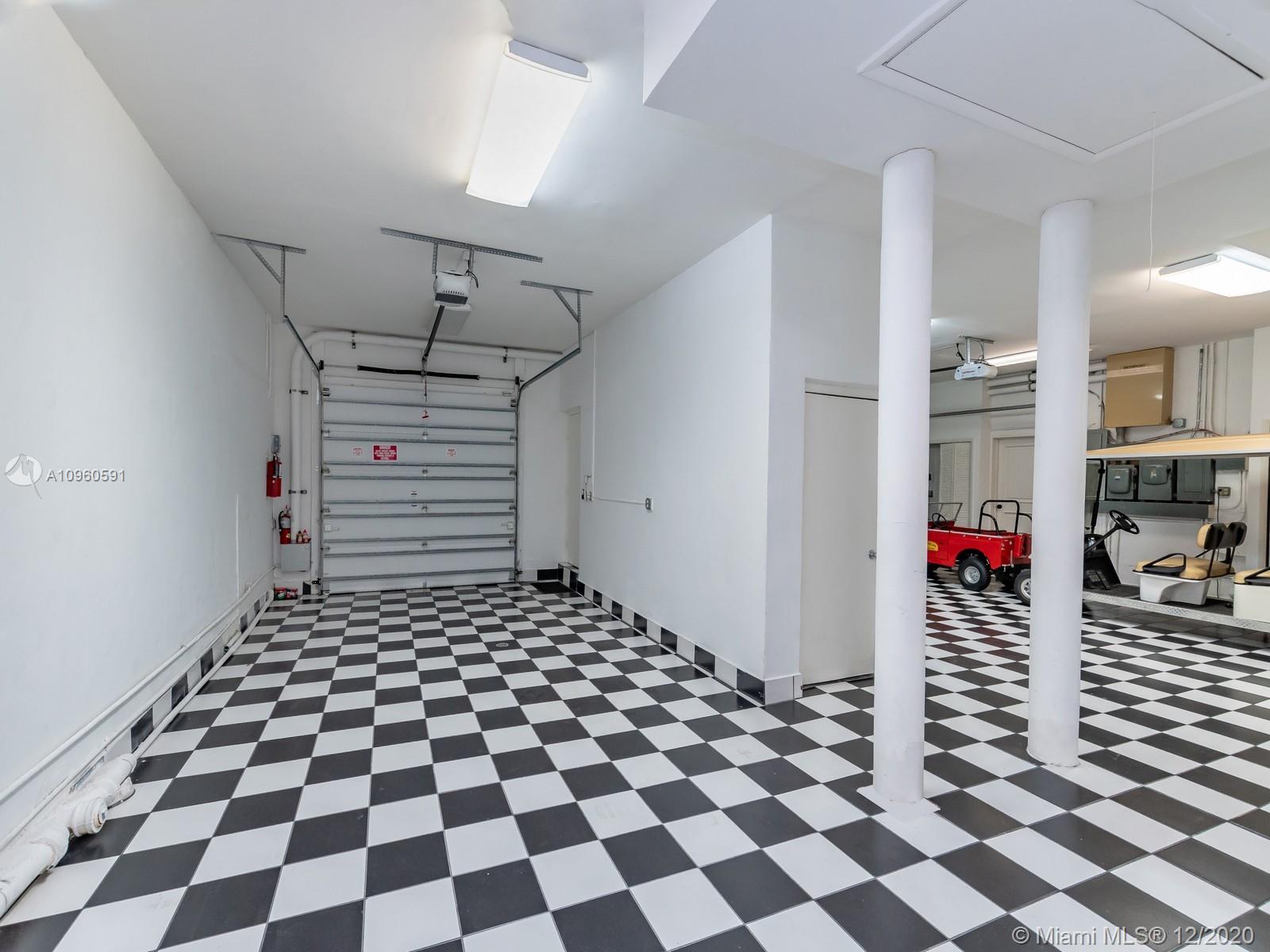 GABLES ESTATES NO 2 - Residential