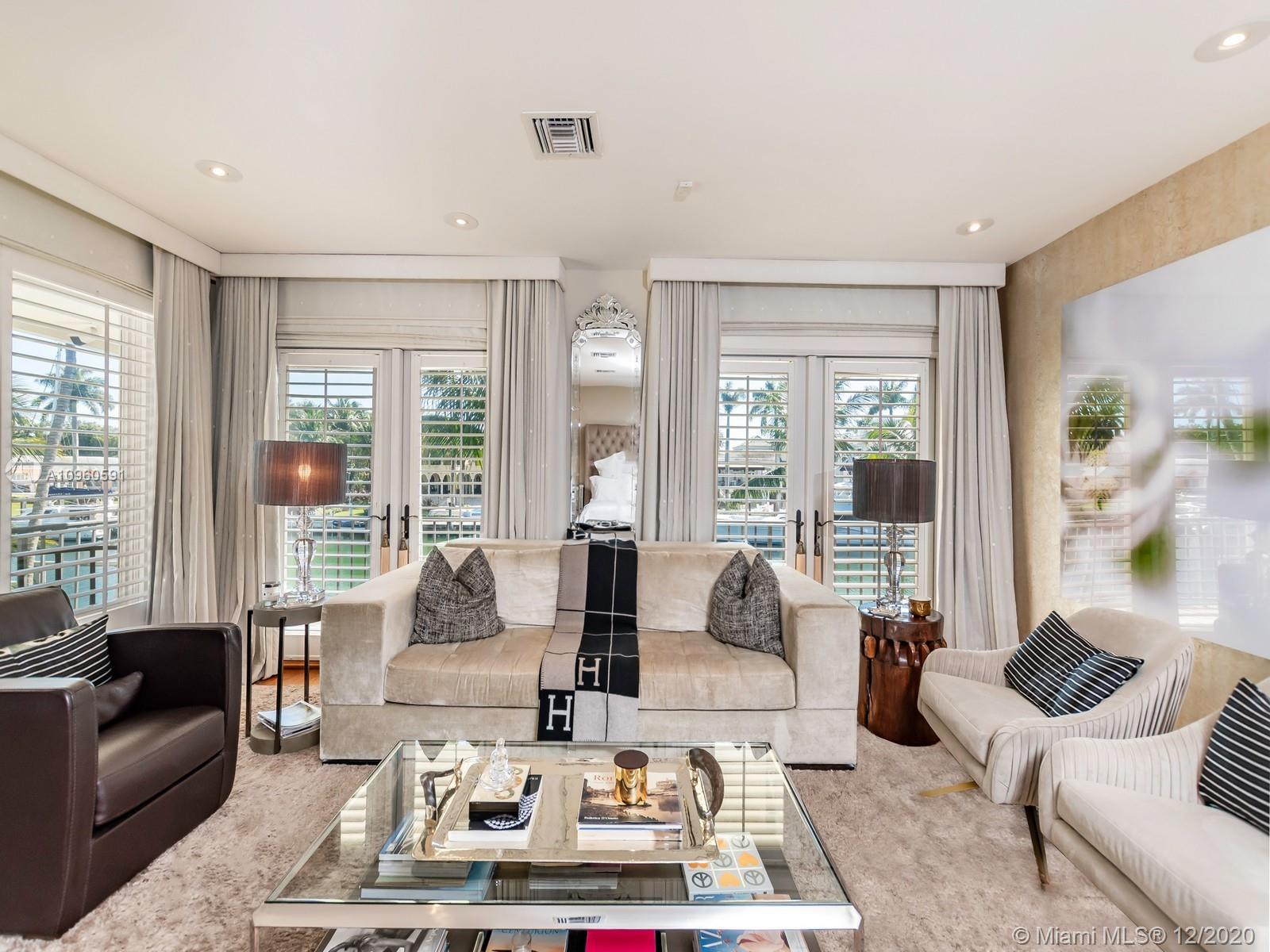 GABLES ESTATES NO 2 - Residential