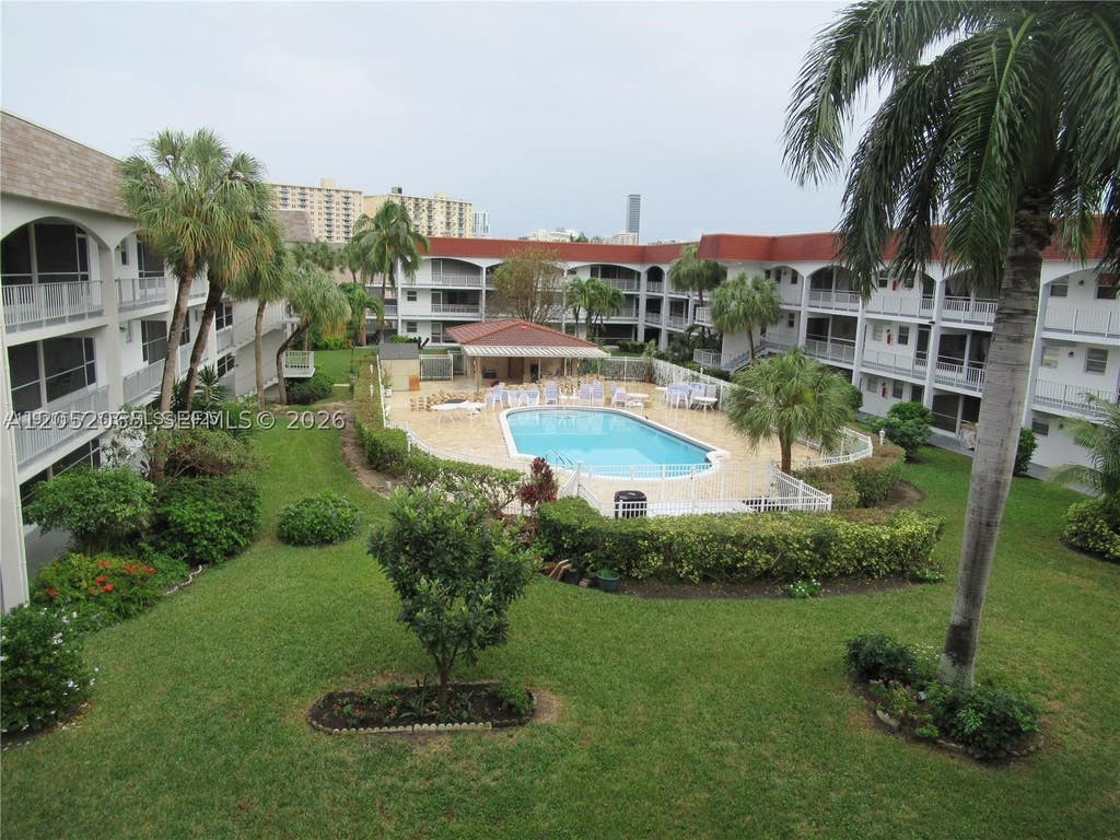 Photo of 501 Blue Heron Dr #121-A, Hallandale Beach, FL 33009 (MLS # A12052065)