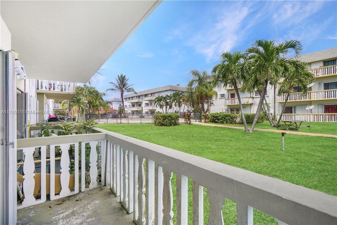 OLA CONDO - Residential