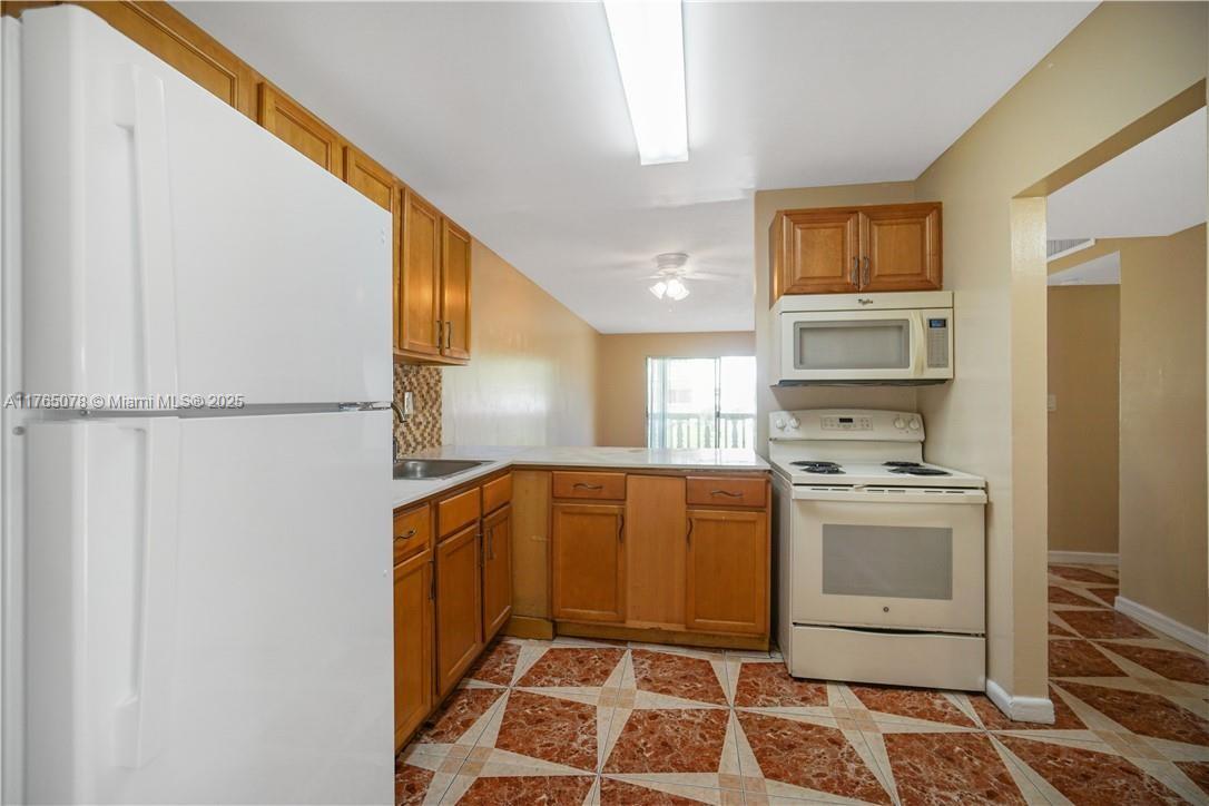 OLA CONDO - Residential