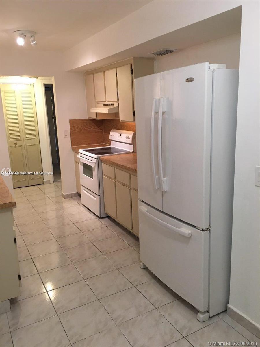 HALLANDALE GARDENS CONDO - Residential Lease
