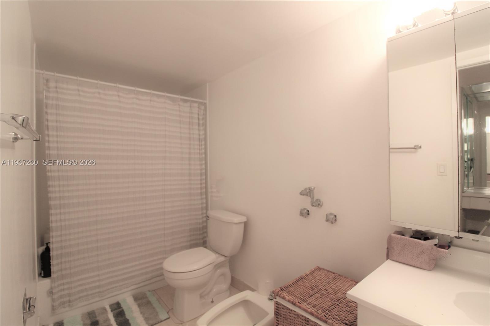 OLYMPUS CONDO - Residential