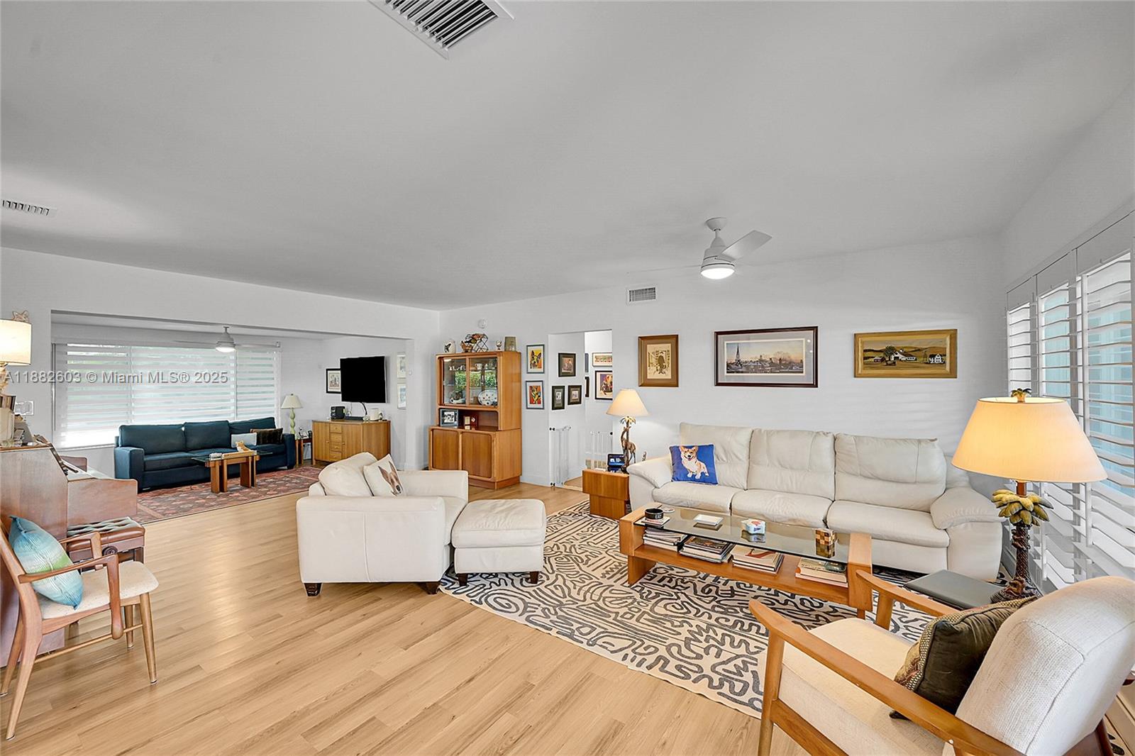 PALM CLUB CO-OP - Residential