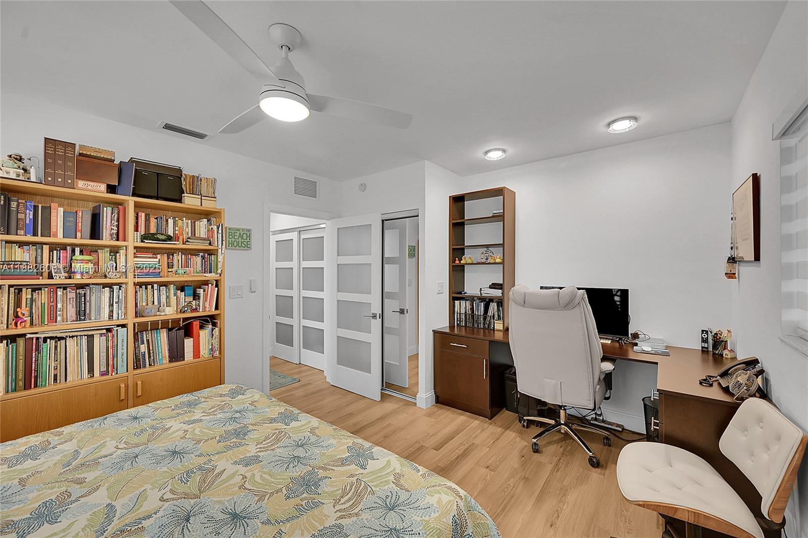 PALM CLUB CO-OP - Residential
