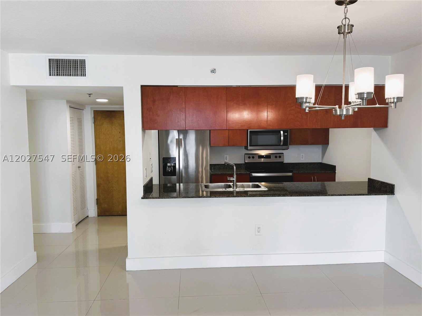 1200 Brickell Bay Dr 3903