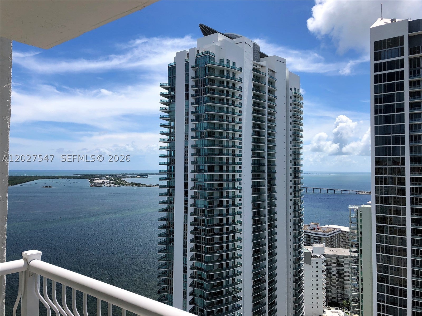 1200 Brickell Bay Dr 3903