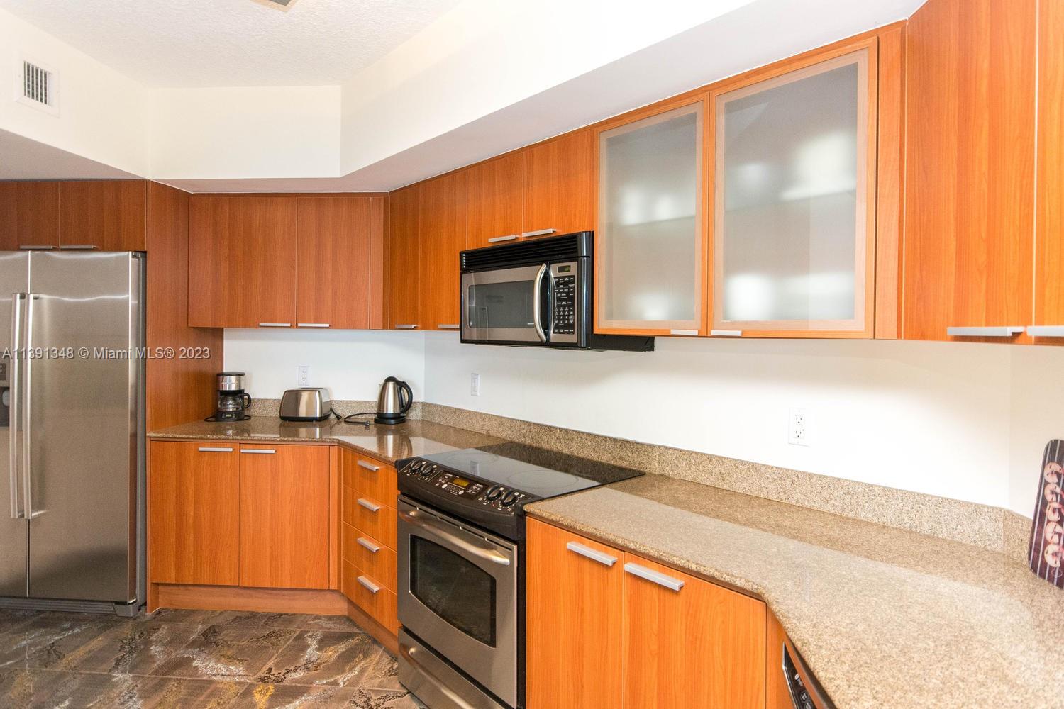 LA PERLA CONDO - Residential