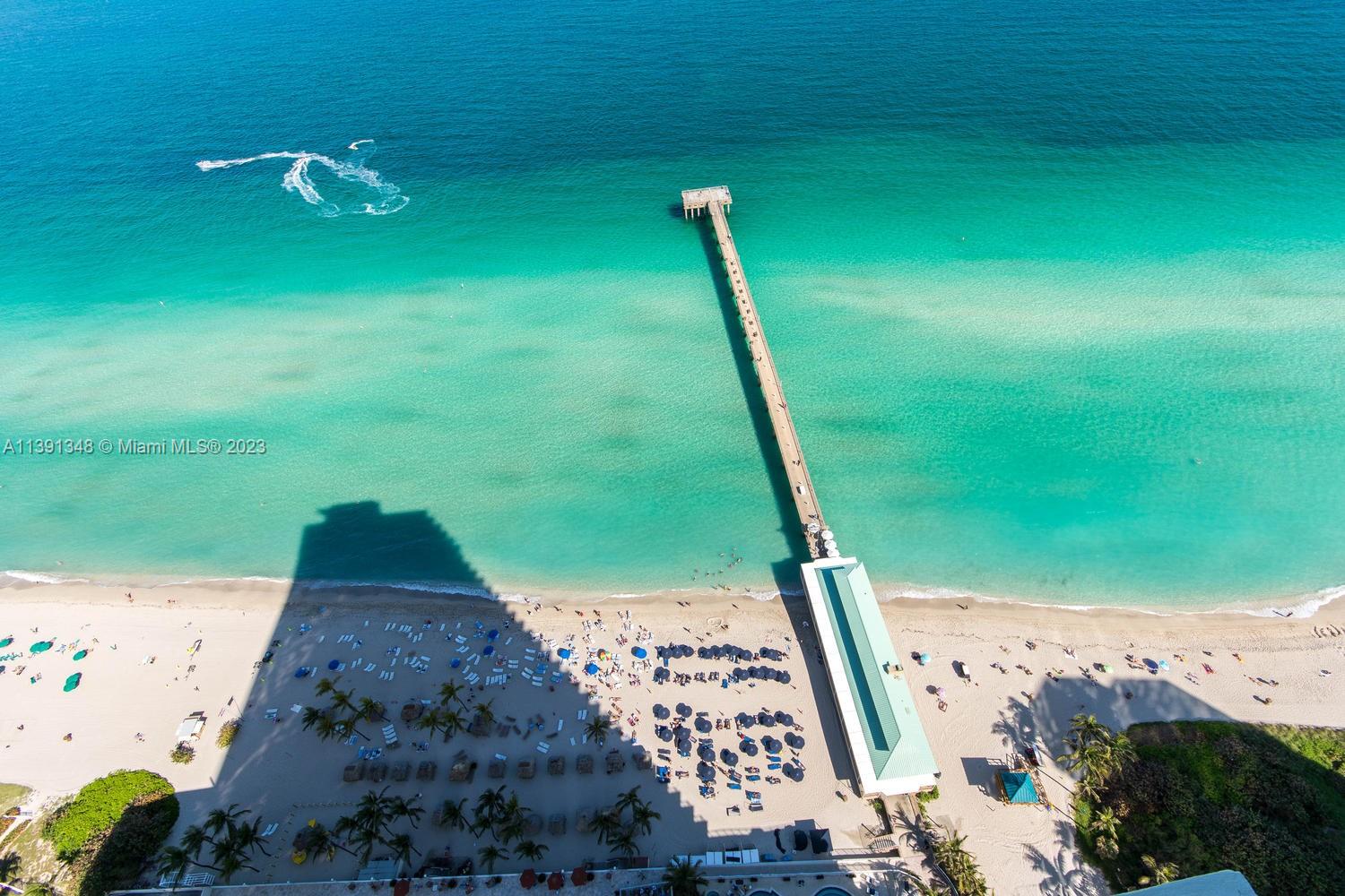 LA PERLA CONDO - Residential