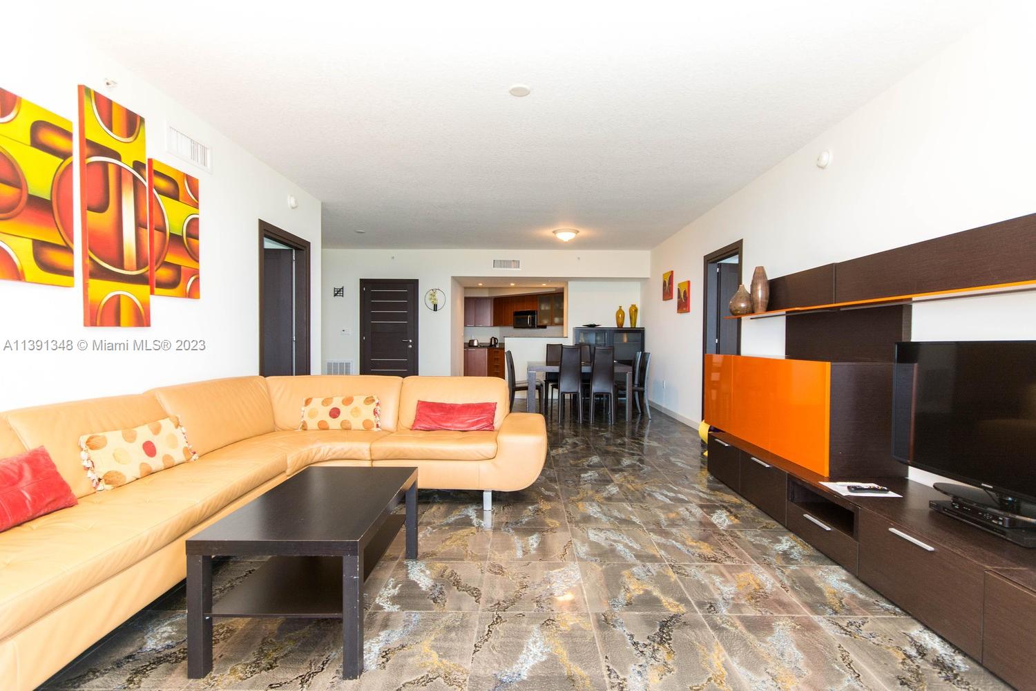 LA PERLA CONDO - Residential