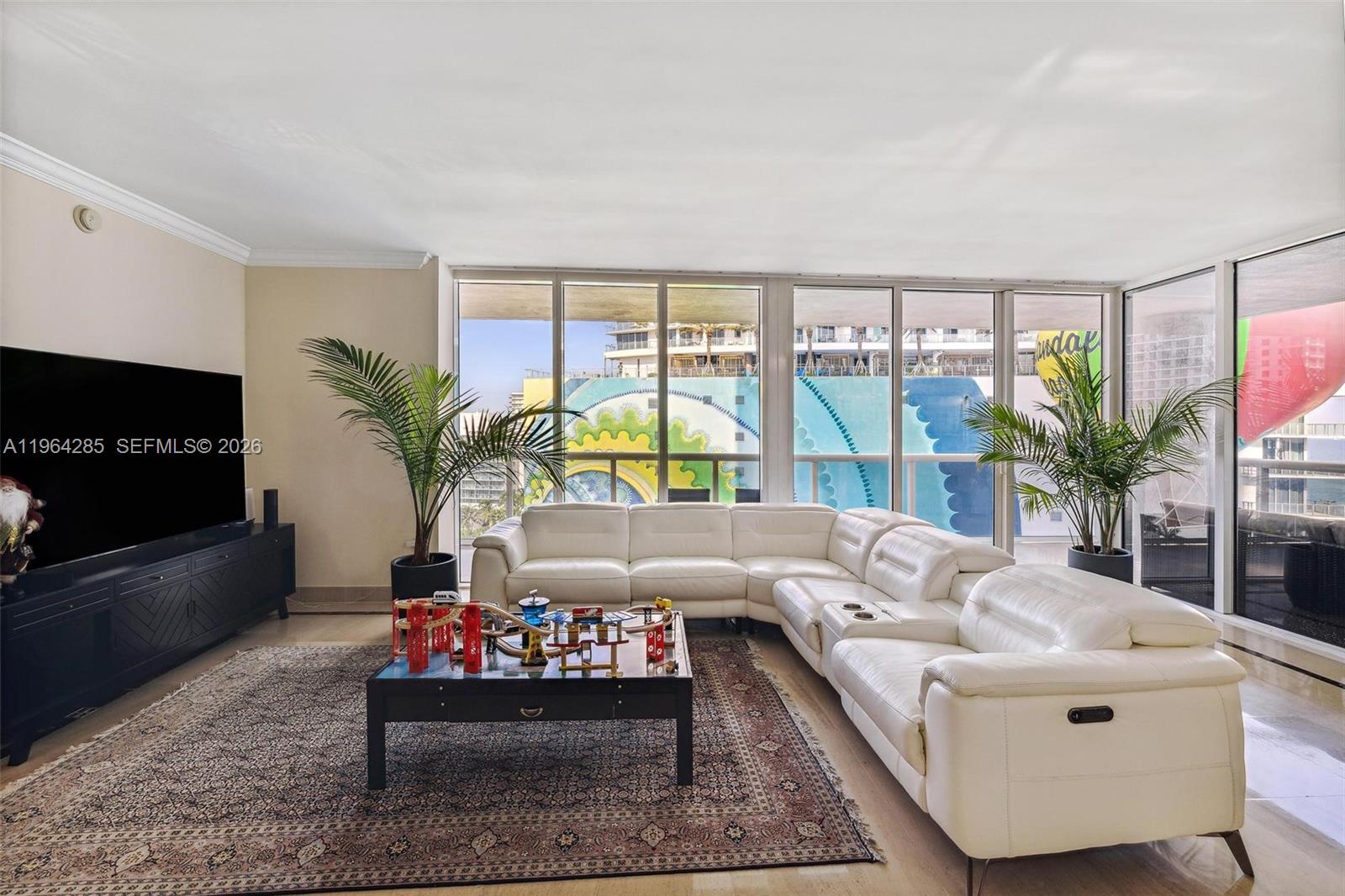 1800 S Ocean Dr 1010