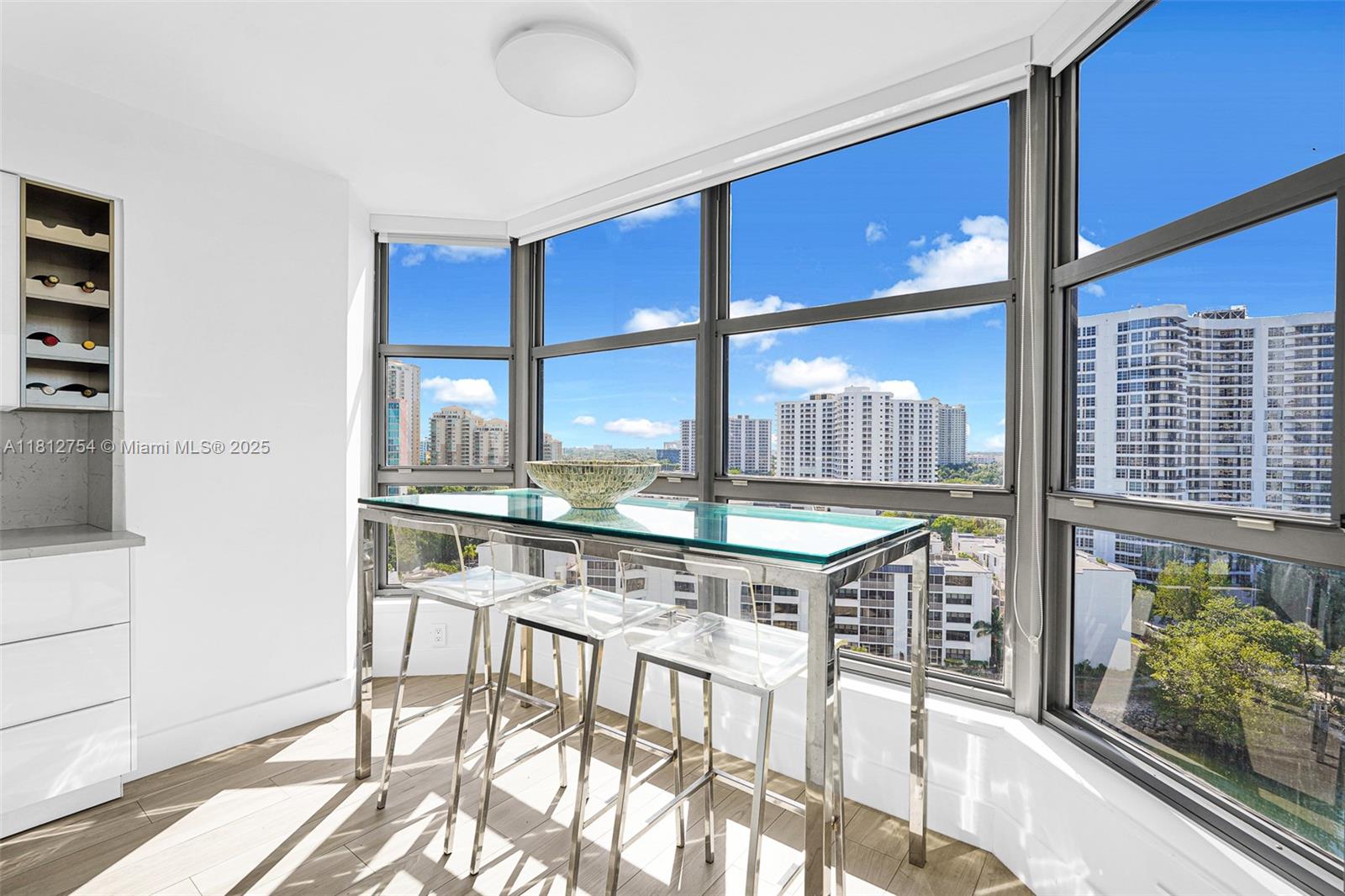 MYSTIC POINTE TOWER 500 - Residential