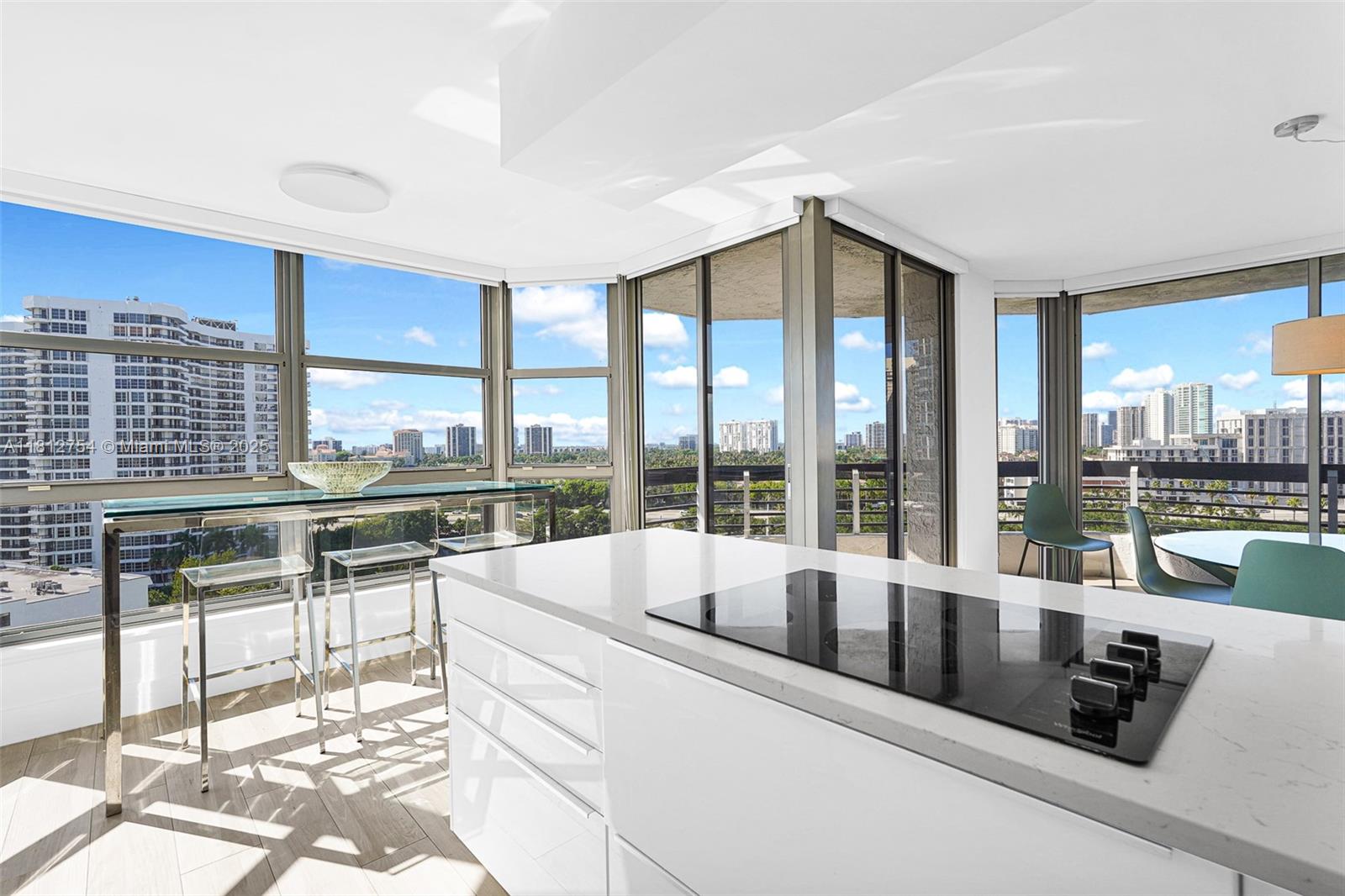 MYSTIC POINTE TOWER 500 - Residential