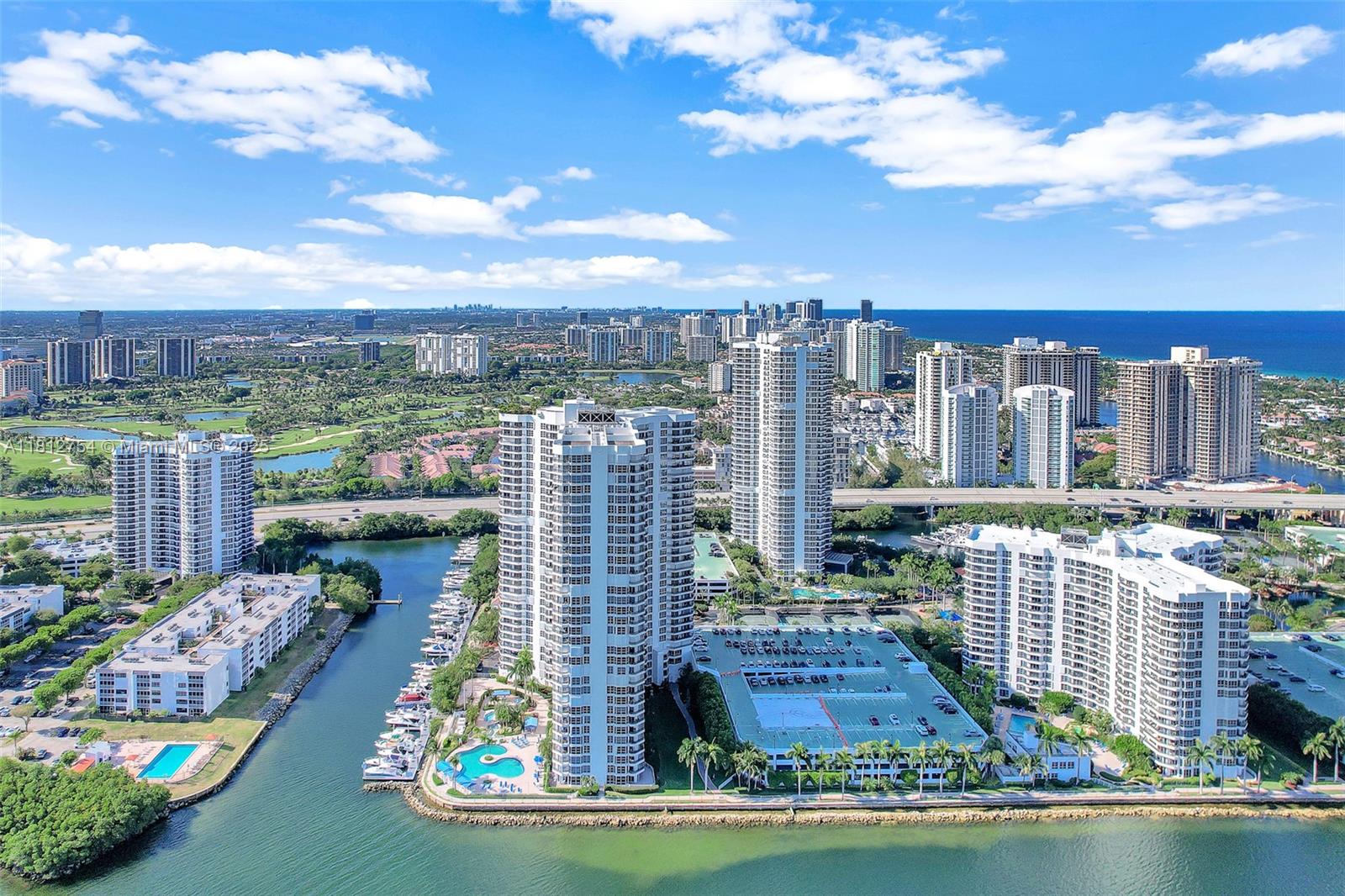 MYSTIC POINTE TOWER 500 - Residential