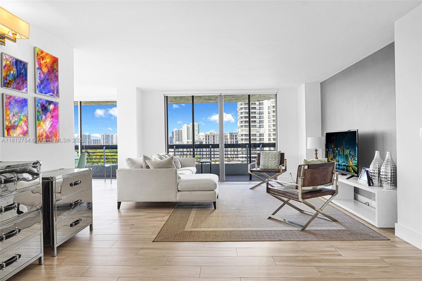 MYSTIC POINTE TOWER 500 - Residential