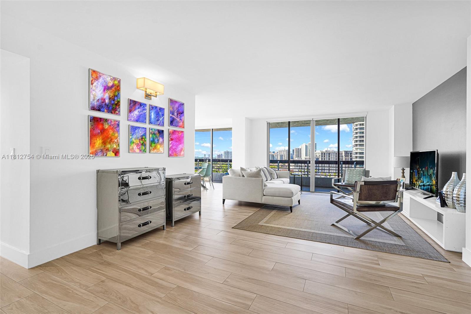 MYSTIC POINTE TOWER 500 - Residential