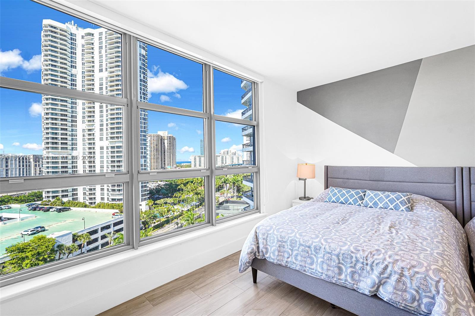 MYSTIC POINTE TOWER 500 - Residential