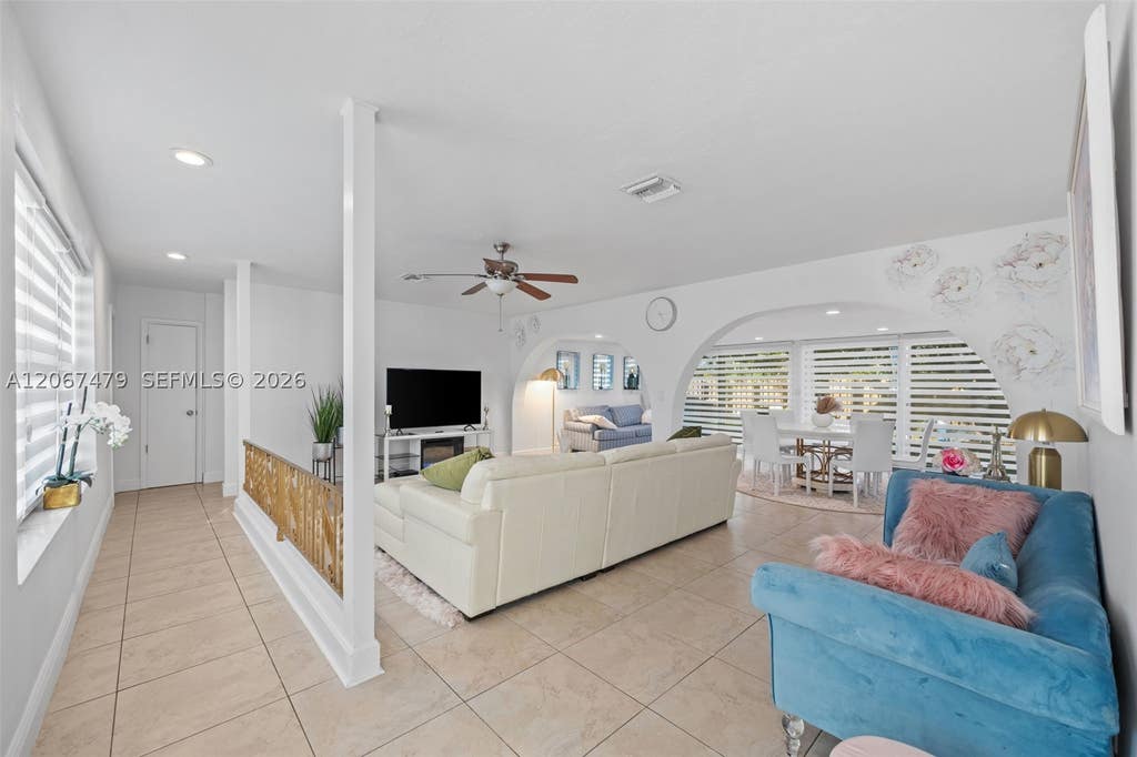 Photo of 2819 Cleveland St, Hollywood, FL 33020 (MLS # A12067479)