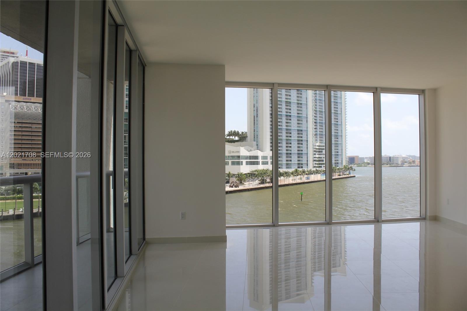 465 BRICKELL AV 502
