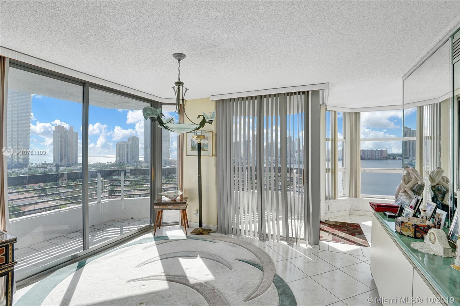 MYSTIC POINTE CONDO NO TW - Residential