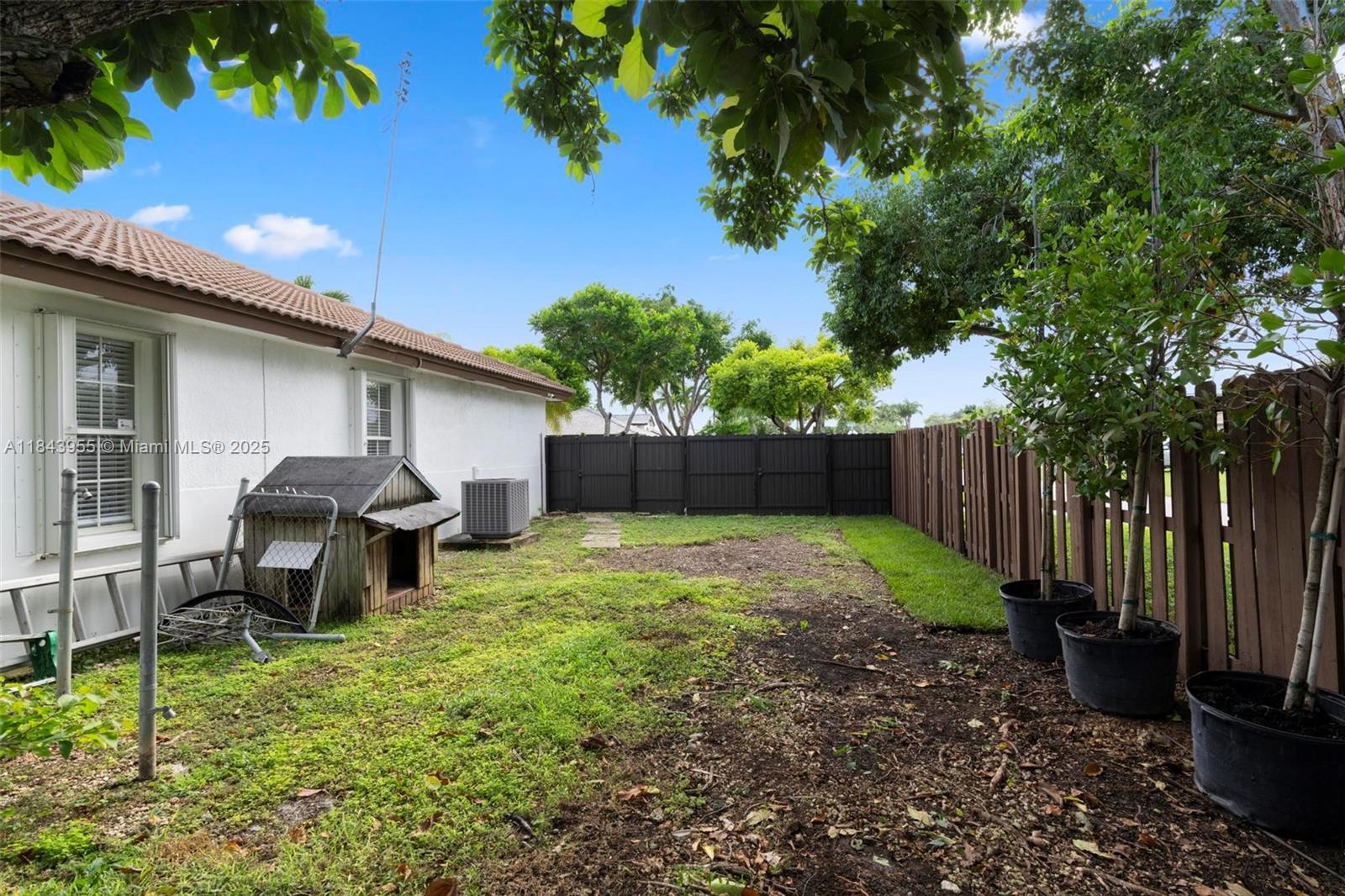 BISCAYNE BEST - Residential