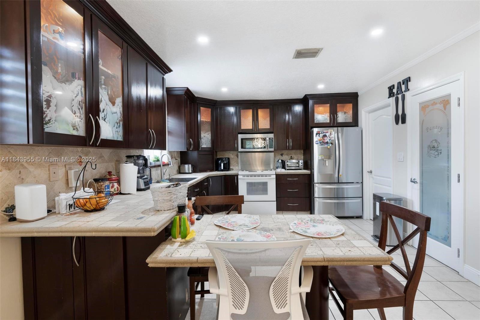 BISCAYNE BEST - Residential