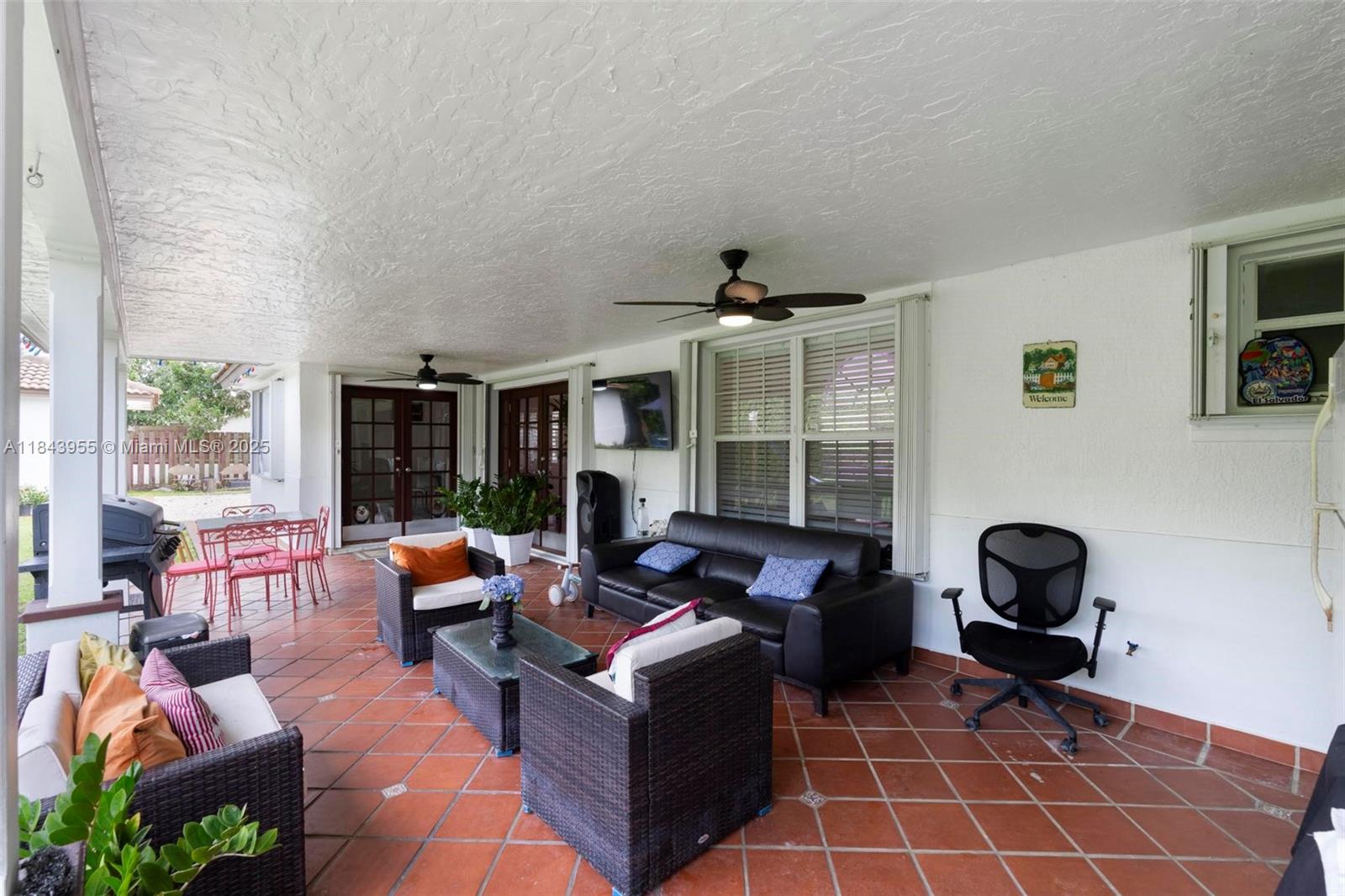 BISCAYNE BEST - Residential