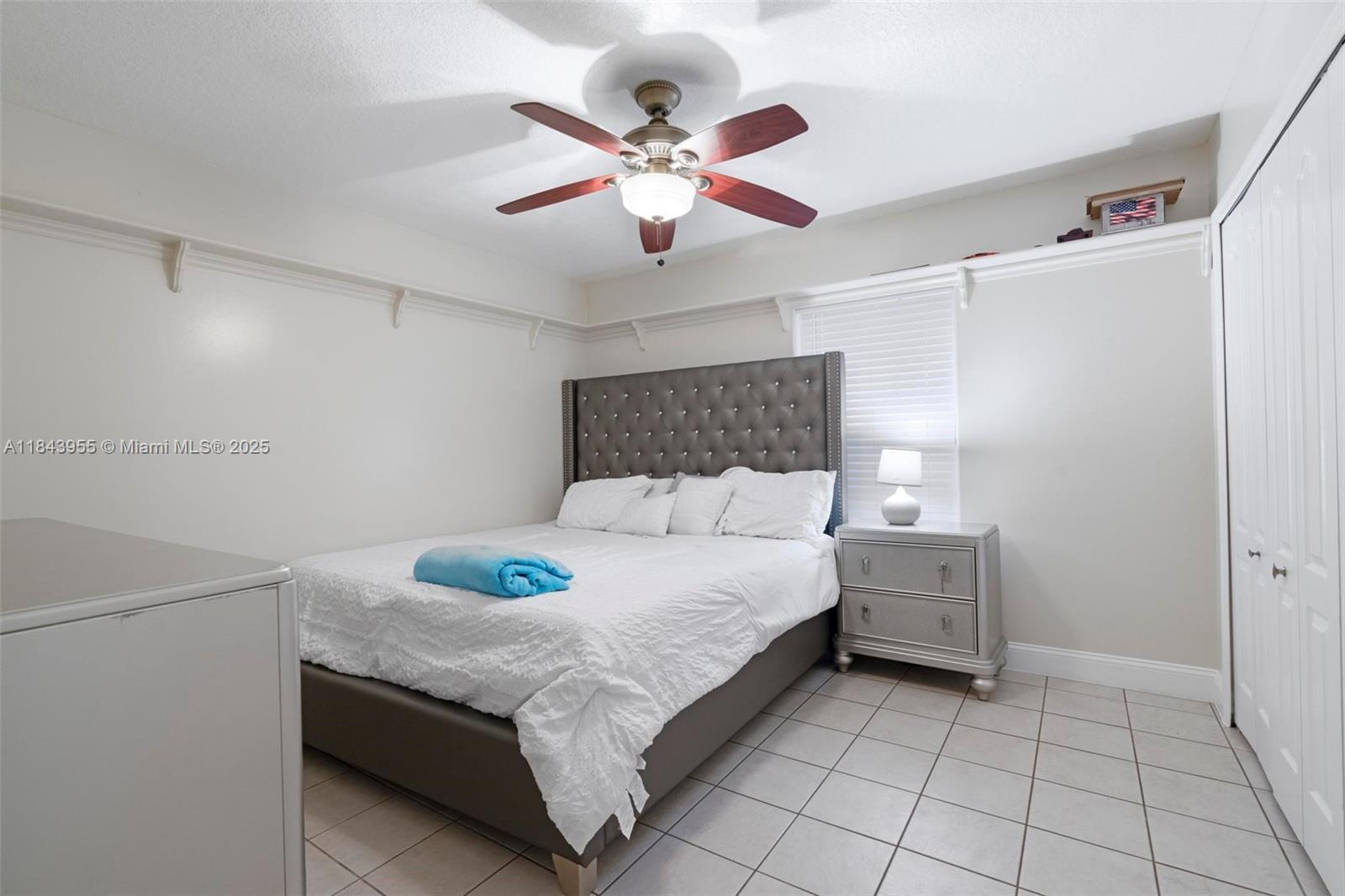 BISCAYNE BEST - Residential